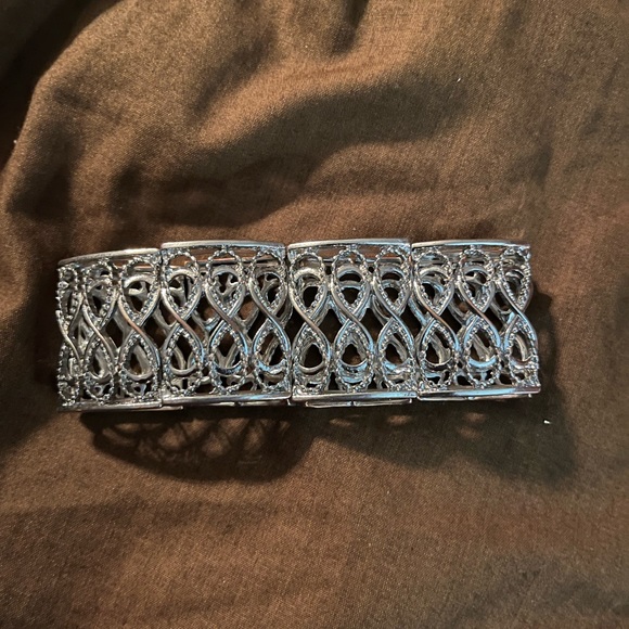 Silver bracelet with rhinestone - Picture 1 of 3